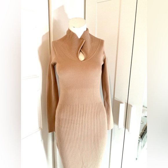 HEARTLOOM RIBBED KNIT DRESS - Picture 7 of 12